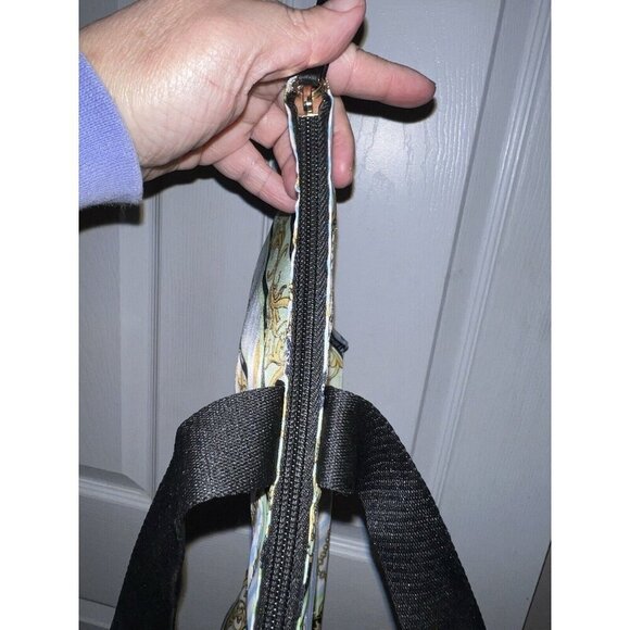 NWOT VICTORIA'S SECRET Insulated Cooler Tote Bag Zip Top Nautical Beach Themed - Picture 13 of 16